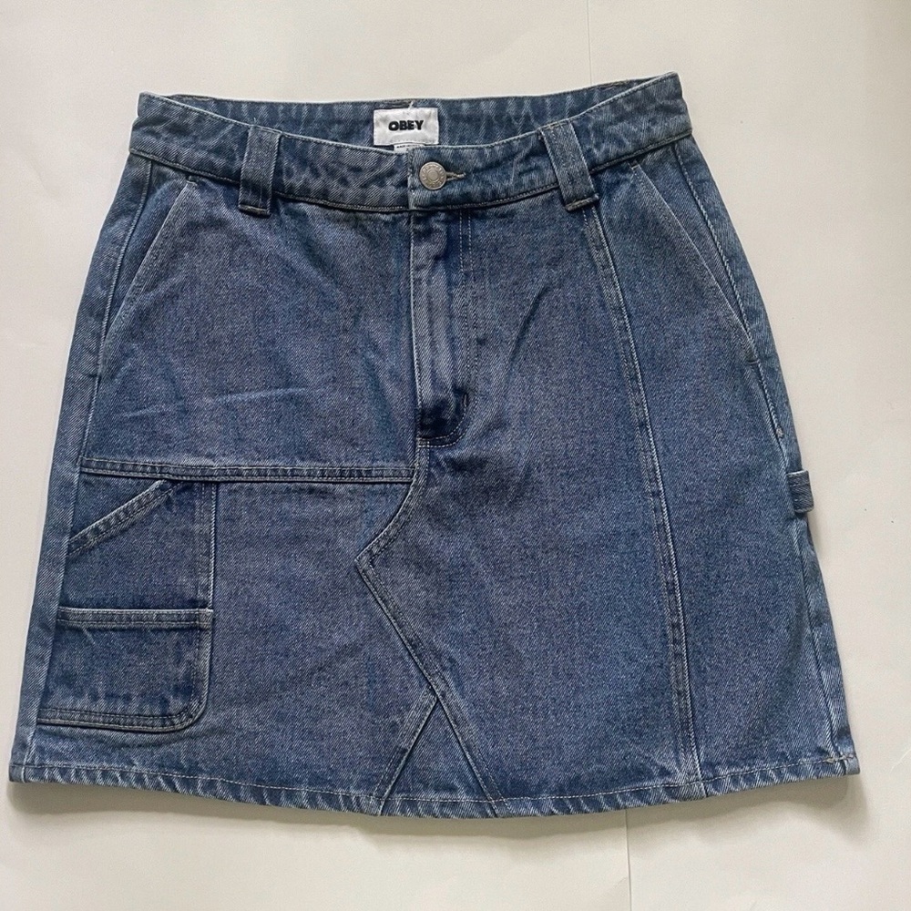 OBEY Women/Teen’s Carpenter style Mini Skirt 26 Waist Light Indigo Rebuilt Denim